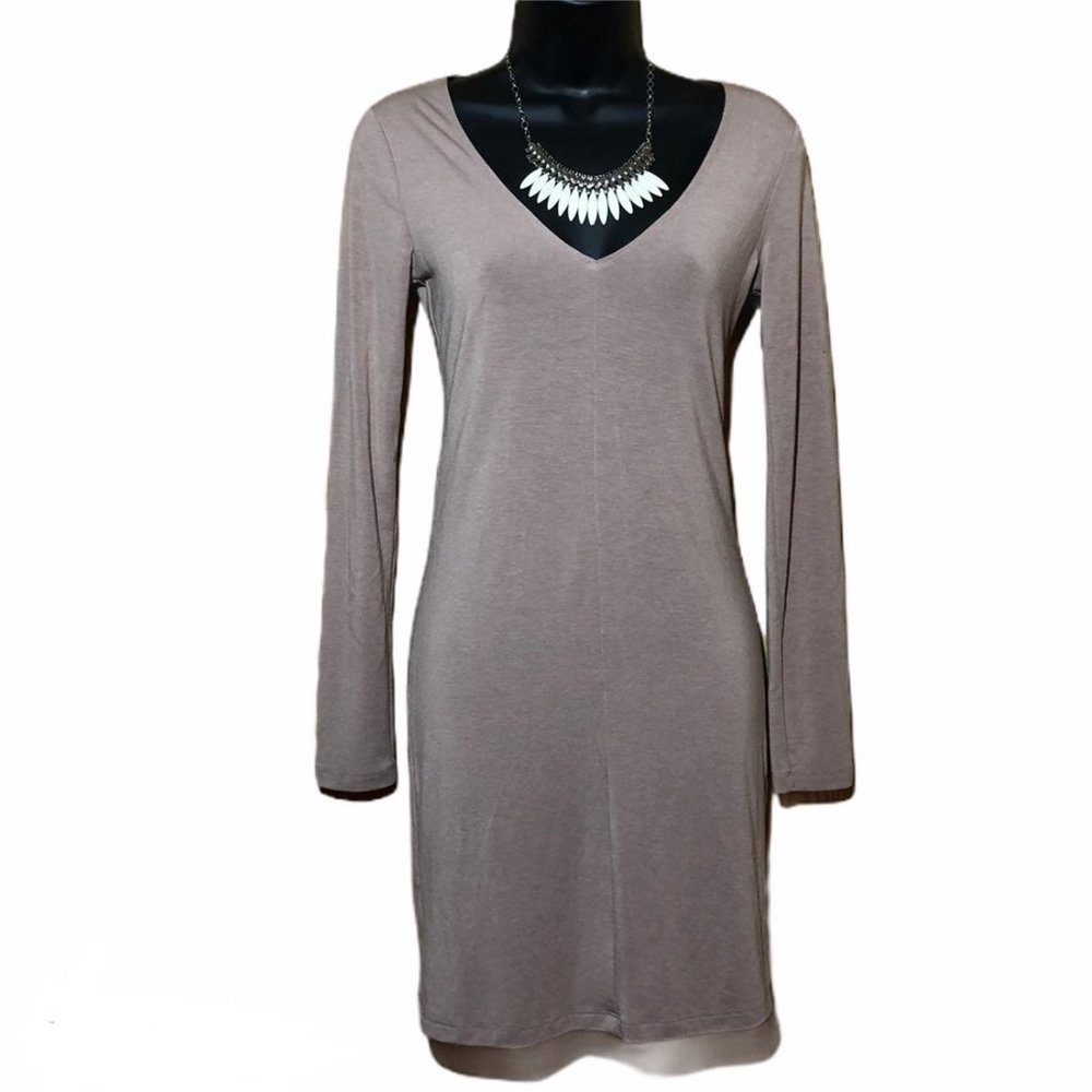 💕✨MAKE AN OFFER  Simple beige bodycon Dress